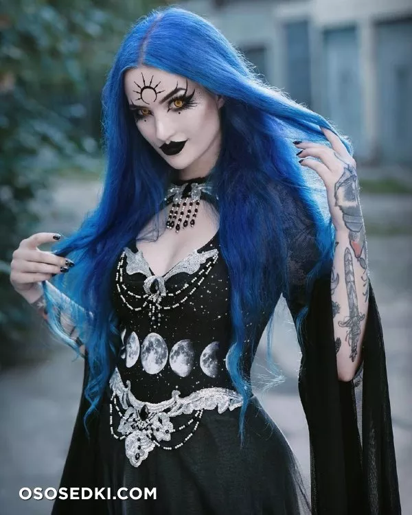 Blue Astrid - 889