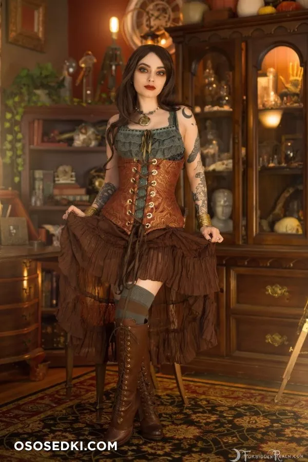 Genevieve 2 - 820