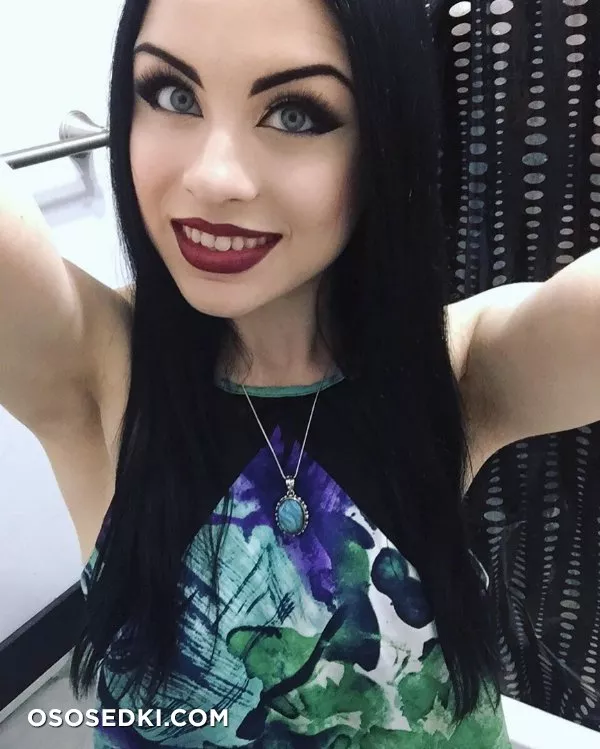 Lady Kat Eyes - 20