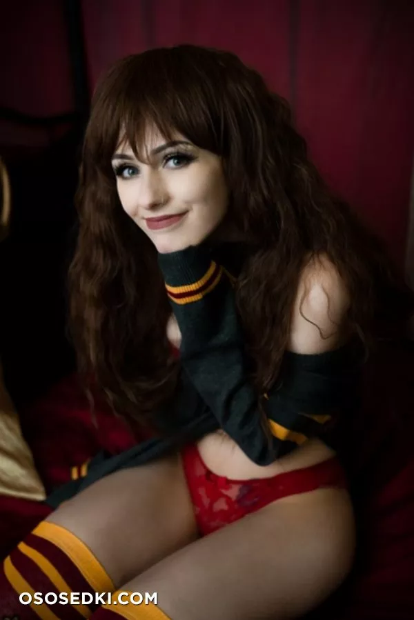 Rolyatistaylor - Hermione boudoir - 13