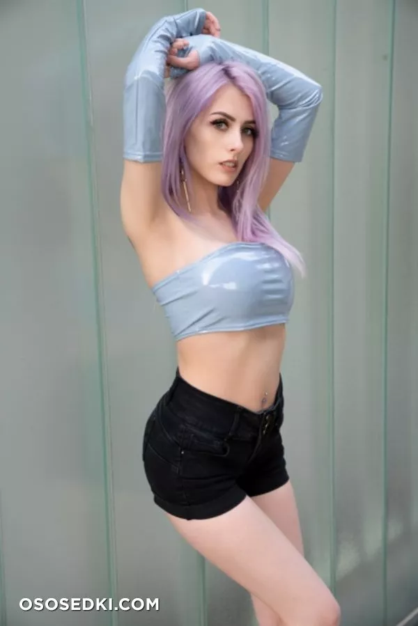 Rolyatistaylor - Fashion - 4