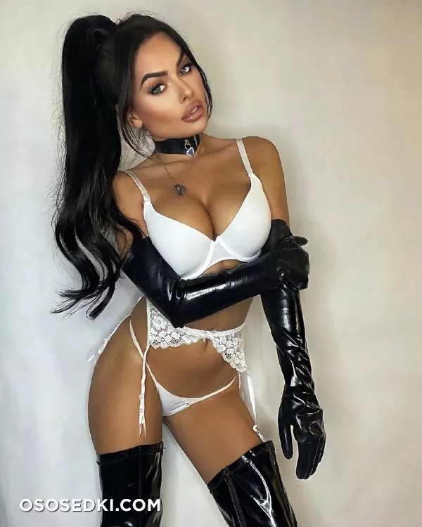 Random girls in latex - 47