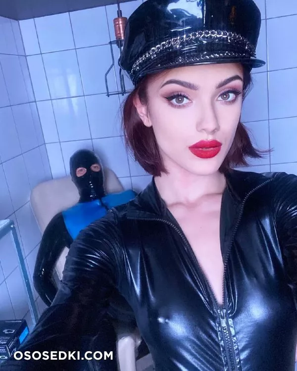 Random girls in latex - 255