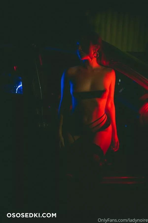 Lady_Noire - 332