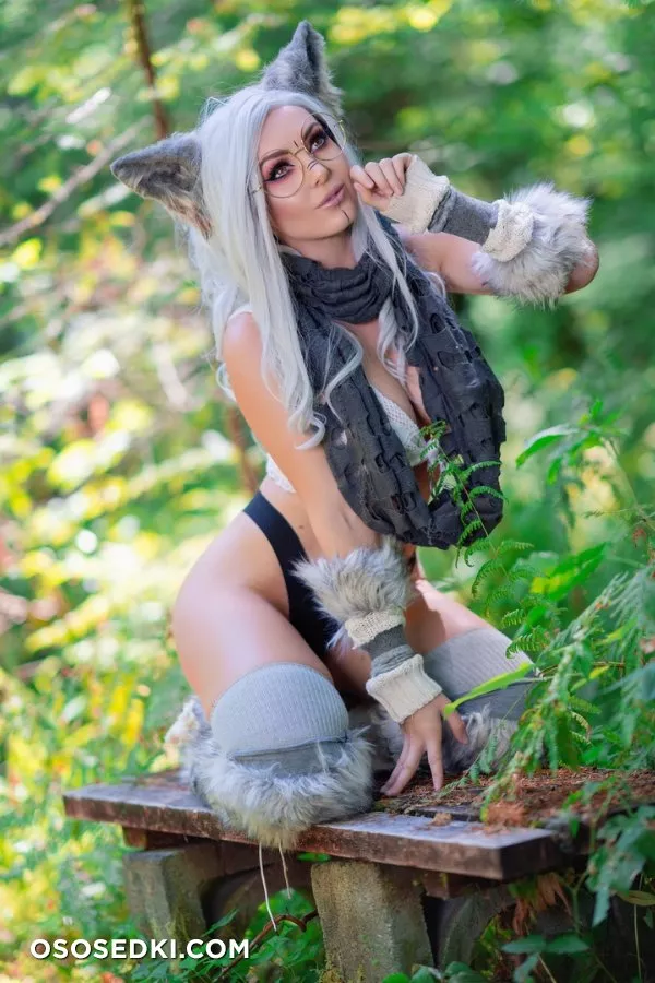 Jessica Nigri - Hon the Wolf - 26