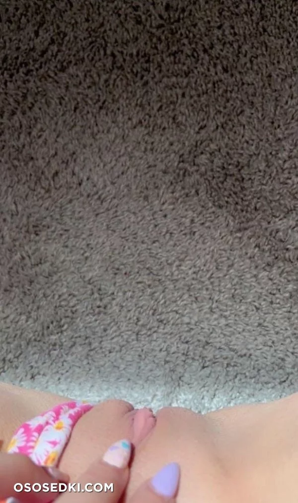 [OnlyFans] Allyssacream - 235