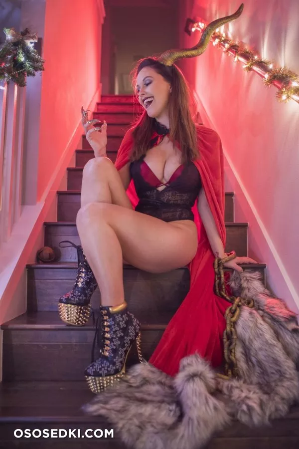 Meg Turney - 6