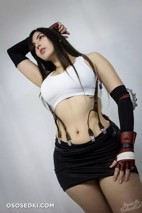 Danielle Vedovelli   - 15