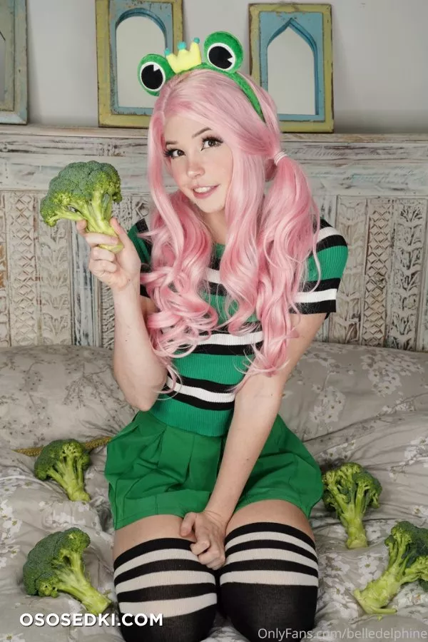 Belle Delphine - Frog - 21
