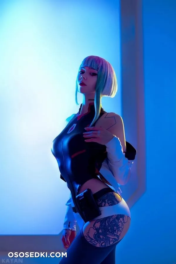Lucy Cyberpunk - 1