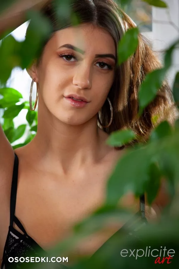 Lina Luxa - 253