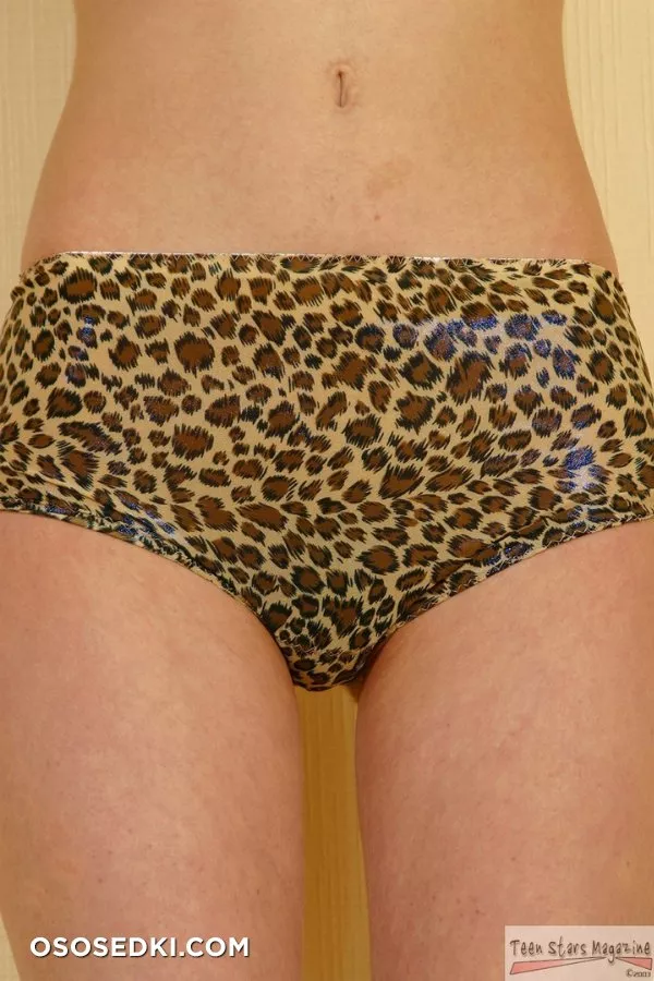 SKINNY GIRL - 179