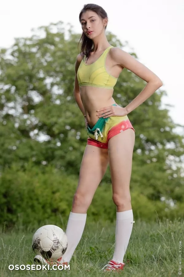 Bambi Joli - 585