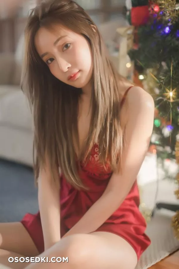 thanyarat charoenpornkittada - 19