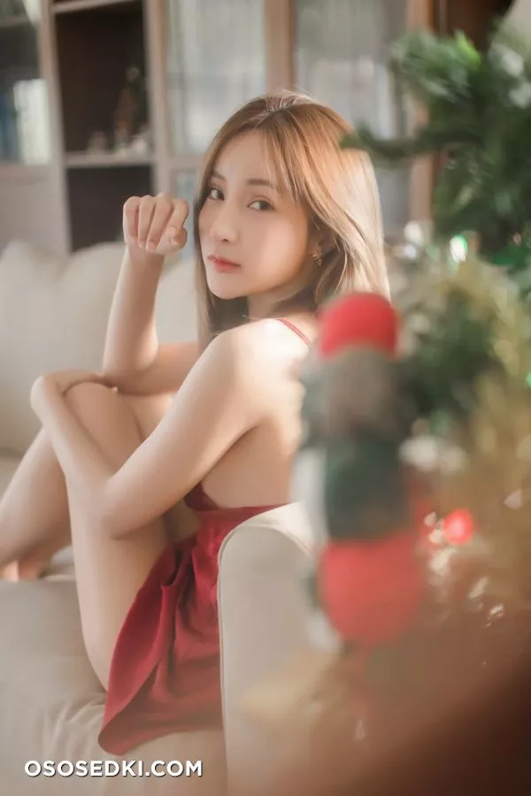 thanyarat charoenpornkittada - 22