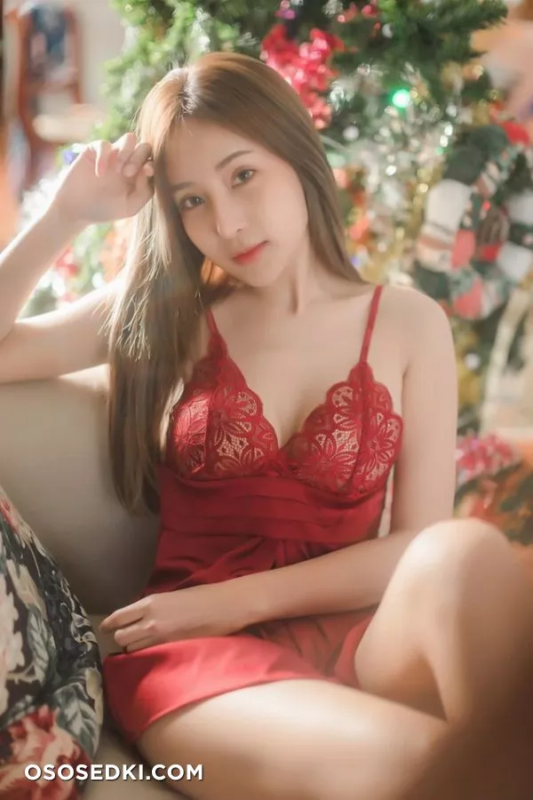thanyarat charoenpornkittada - 25