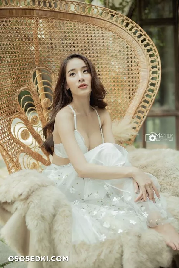 Pichana Yoosuk. - 6