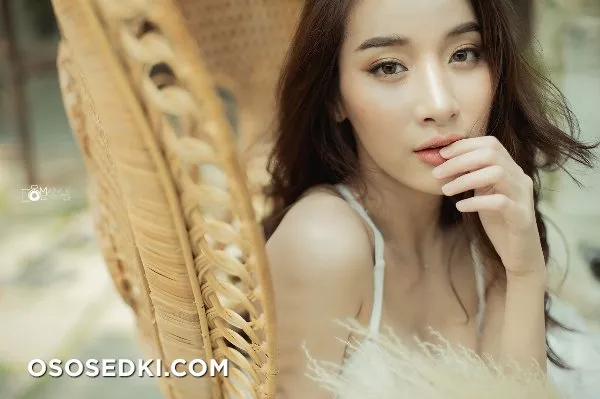 Pichana Yoosuk. - 9