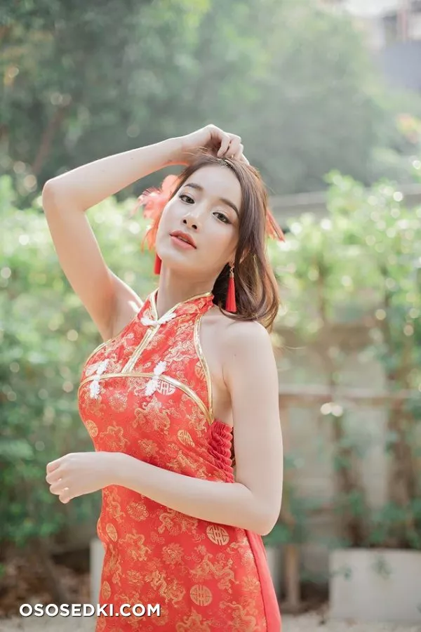 Pichana Yoosuk. - 9