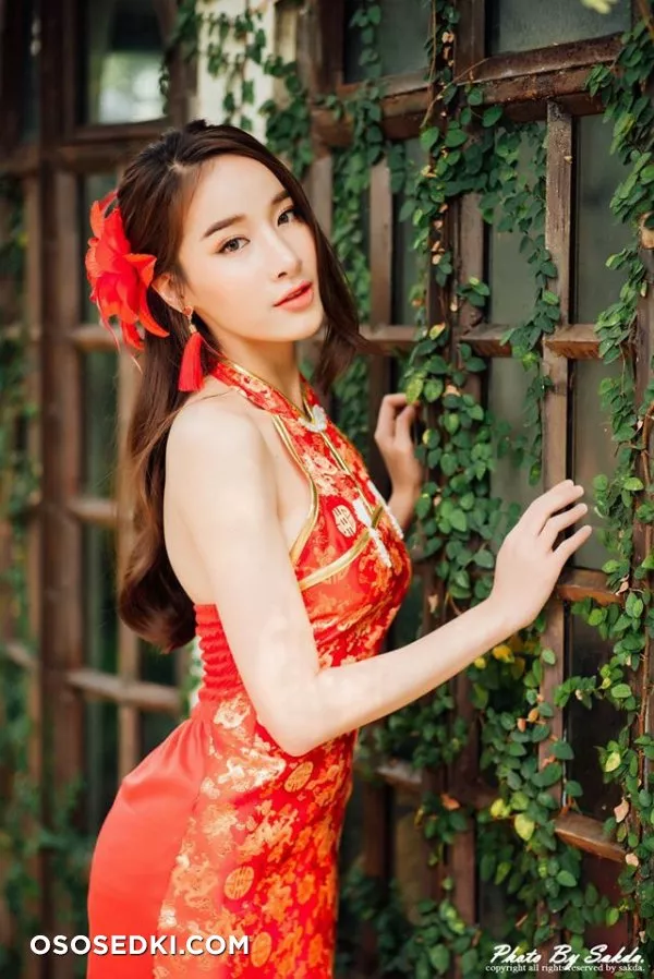 Pichana Yoosuk. - 11