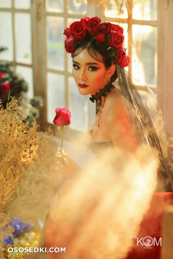 Jinnie J Jin - 7