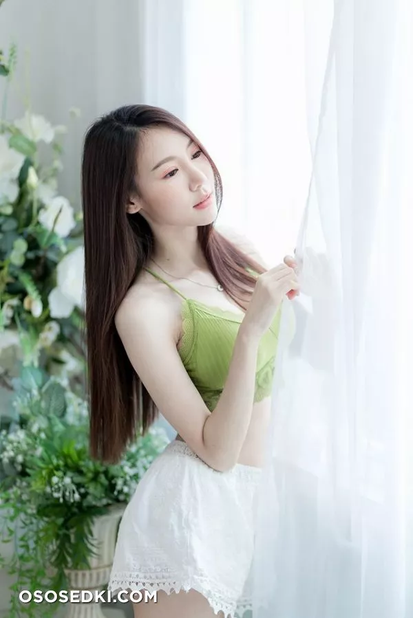 Carolis Mok - 4