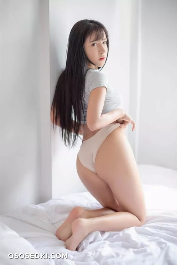 Mint Dangthongkarm - 1