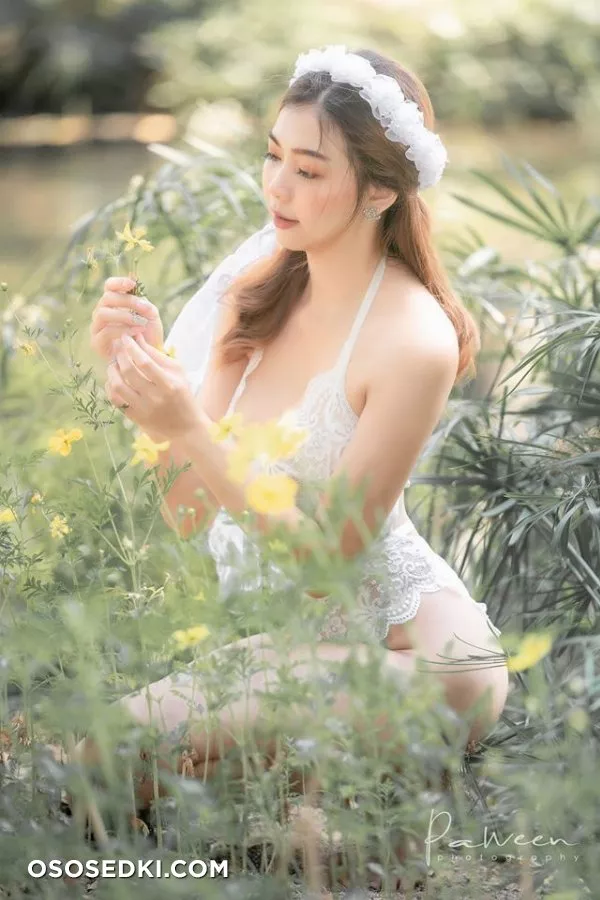 Sirirut Thananet - 12