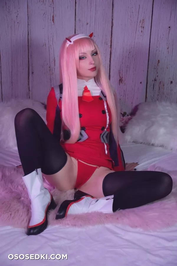 Shiro Kitsune - ZeroTwo - 10