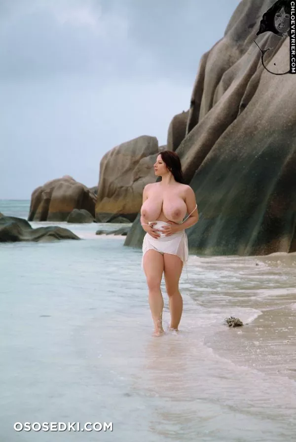 Chloe Vevrier - Anse source dargent - 190