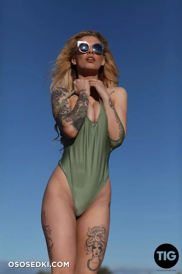 Saskia Valentine - We Salute You - 121