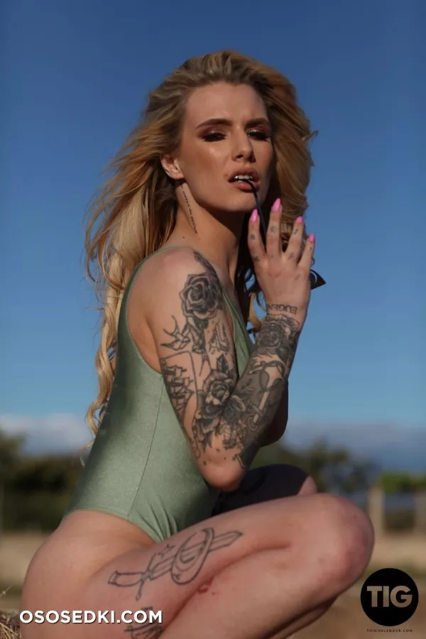 Saskia Valentine - We Salute You - 188