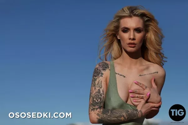 Saskia Valentine - We Salute You - 195