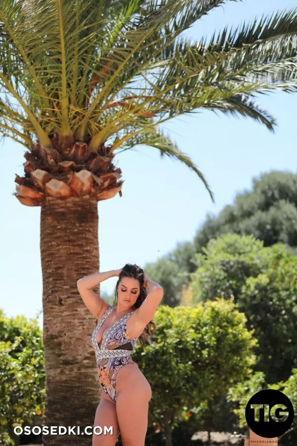 Rebecca Bond-Palm shade - 28