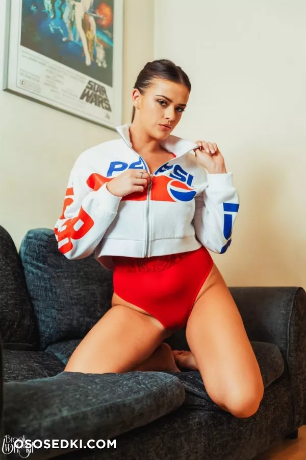 Brook Wright-Branded - 21