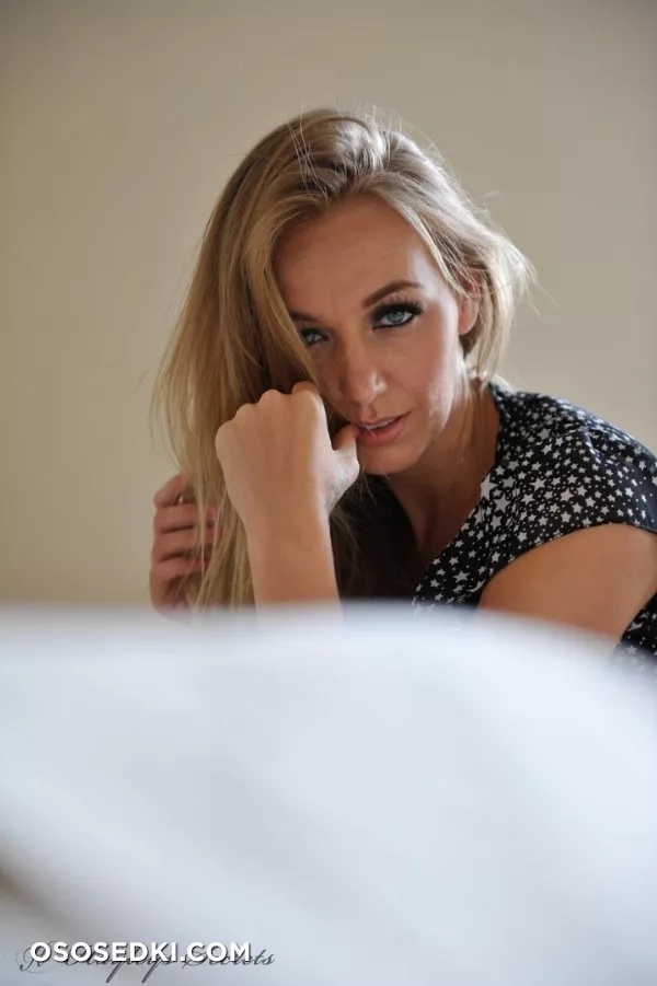 Hayley Marie Coppin-its Getting Hot - 58