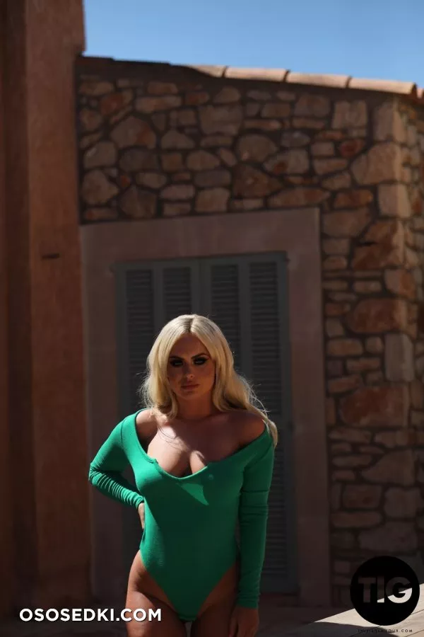 Sara Lou -Green Godess - 17