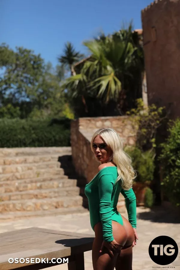 Sara Lou -Green Godess - 29