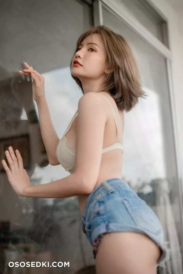 เสื้อขาว น้อง น.ก. - 16