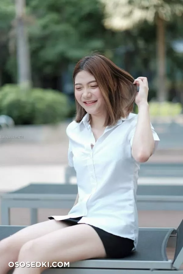 น้อง ฟ. ชุดนักศึกษา - 7