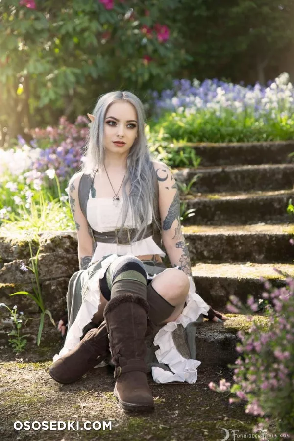 Genevieve (Forbidden Realm) Hyacinth erotic cosplay set - 6
