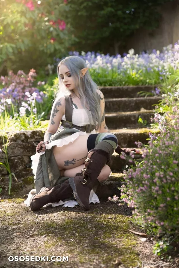 Genevieve (Forbidden Realm) Hyacinth erotic cosplay set - 8