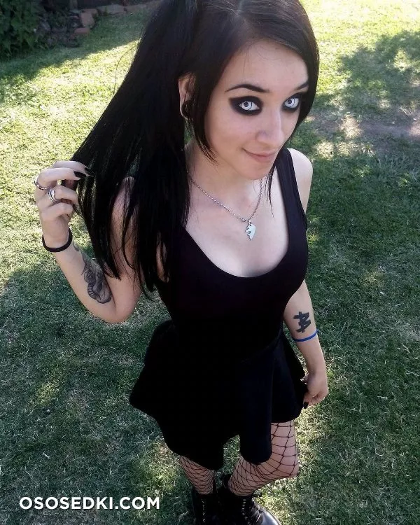 Camila Foxx - 15
