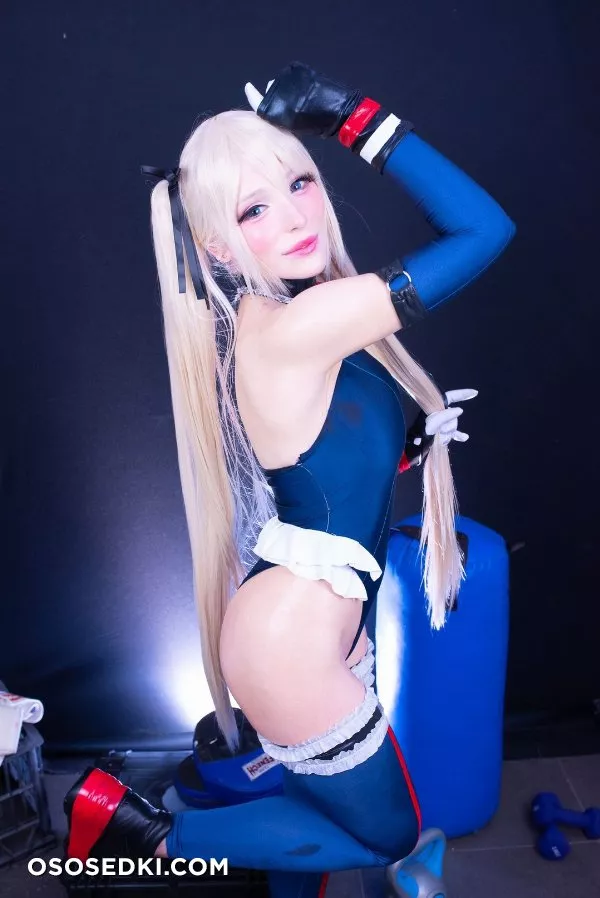 Katyuska Moonfox - 35