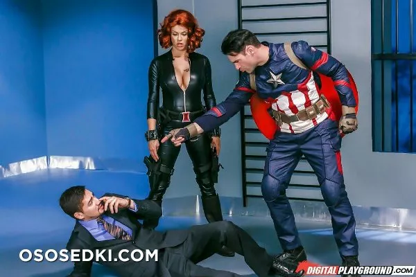 Black Widow & Captain America (Marvel) Peta Jensen & Charles Dera - 8
