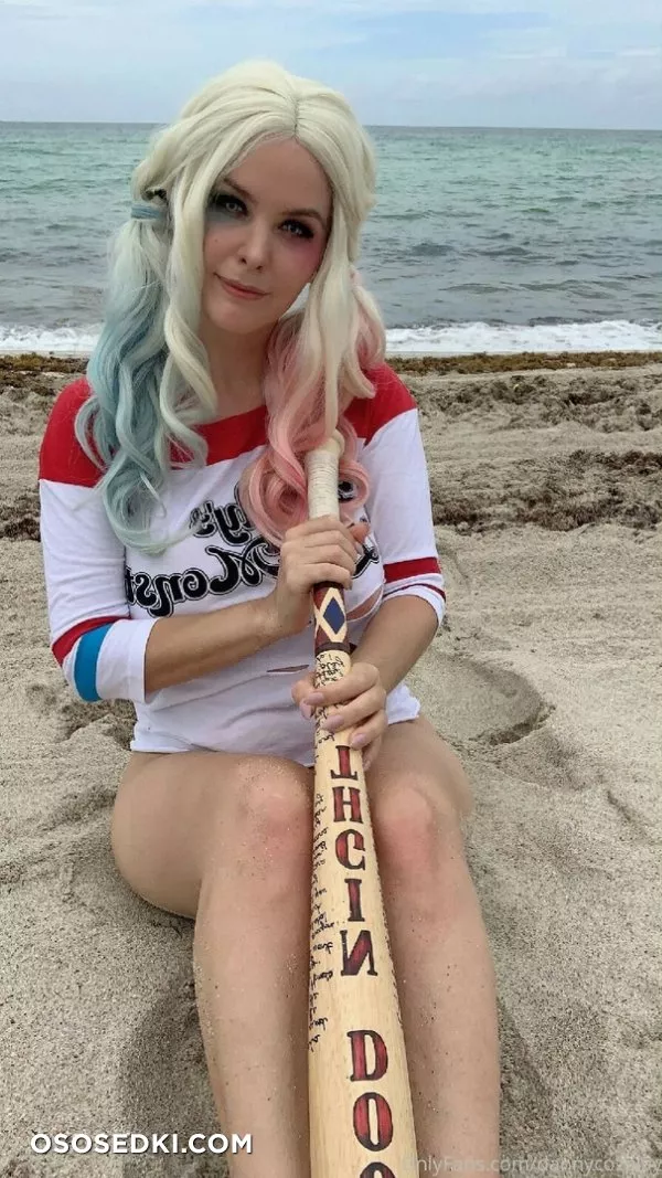 Harley Quinn (DC) Danny Cozplay - 17