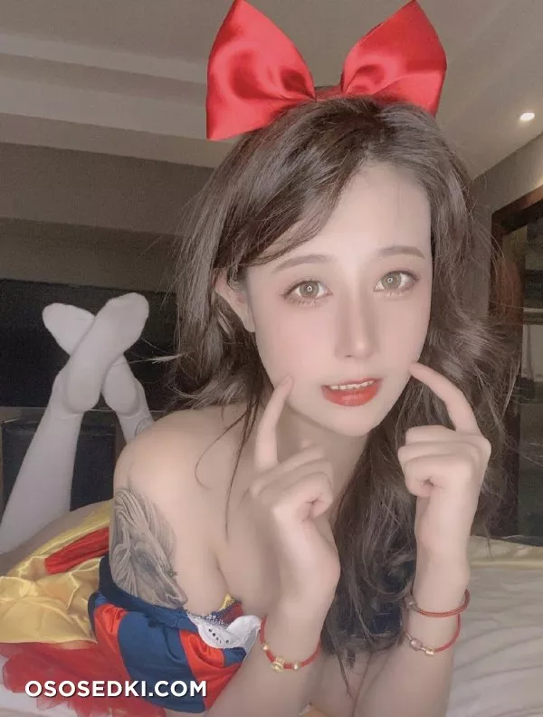 Snow White Asian - 6
