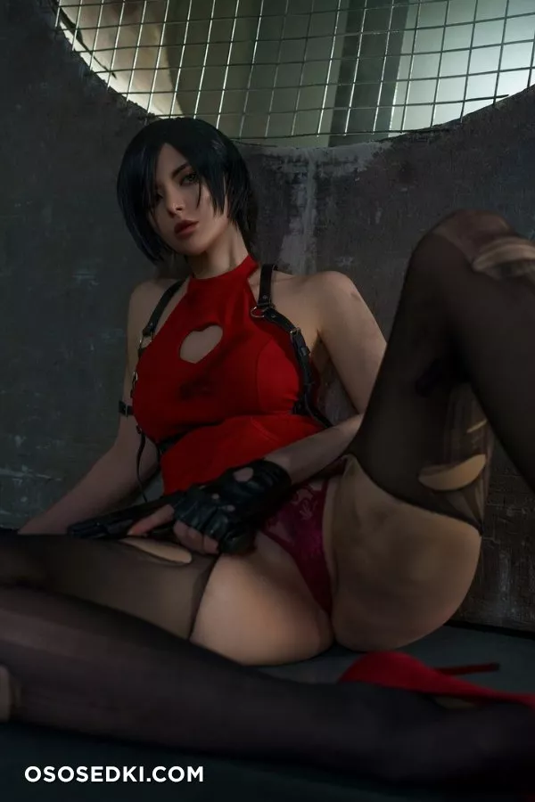 Ada Wong (Resident Evil) - Vinnegal - 16