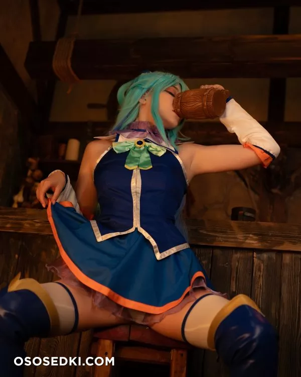 Aqua (KonoSuba) - Tsukides - 24