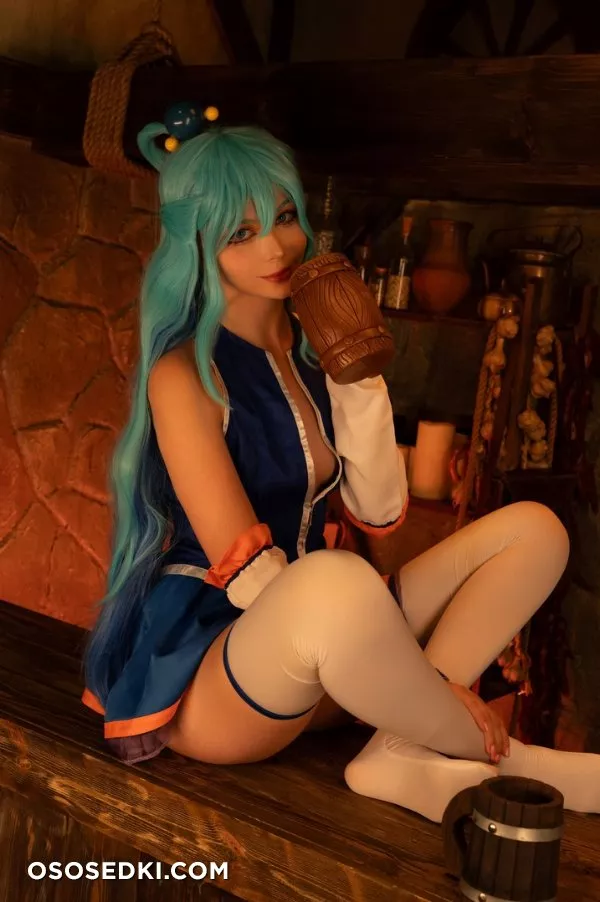 Aqua (KonoSuba) - Tsukides - 38